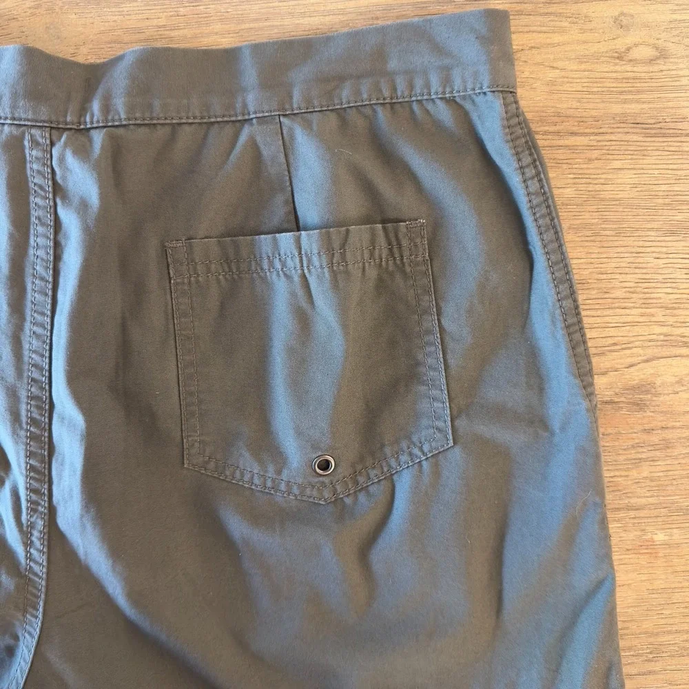 Ksubi Cotton Twill Flat Front Active Shorts-Men's Sz 34-Army Khaki Green-Hiking‎